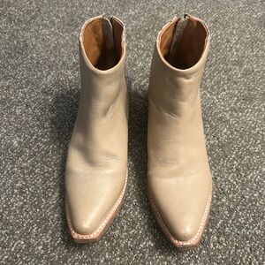 Freebird - Rule - Size 6